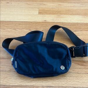 Lululemon Athletica Black Belt Bag Adjustable Strap